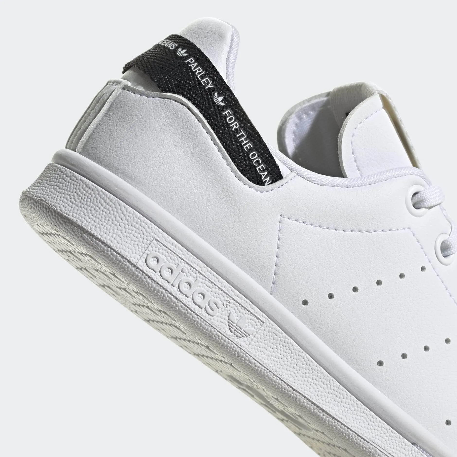 Adidas Stan Smith Parley x Stan Smith J 'White Black'